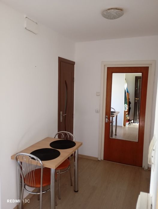 Închiriez apartament -Reșița