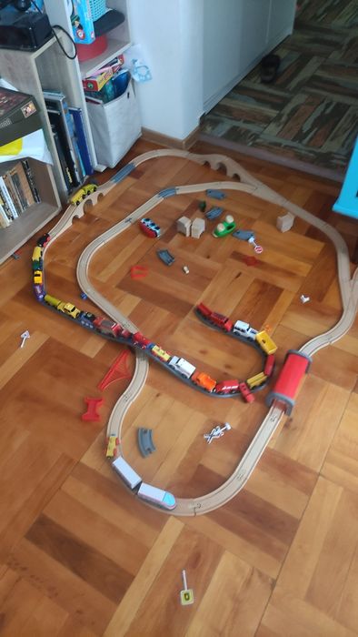 Sine si masinute din lemn ikea