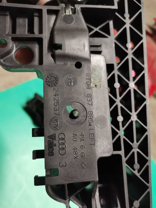 Предна и задна Леви L Dръжки за врати заАуди/ Audi/А4 B8 A5 Q5