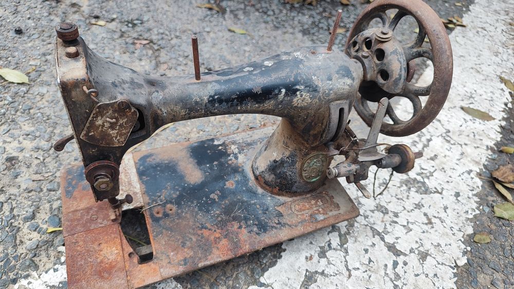 Masina de cusut Wertheim Francfort