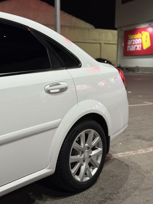 Chevrolet Jentra