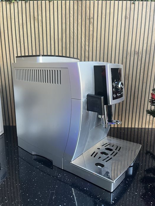 Delonghi  Cappuccino ECAM 23.450.S -  с половин година гаранция!