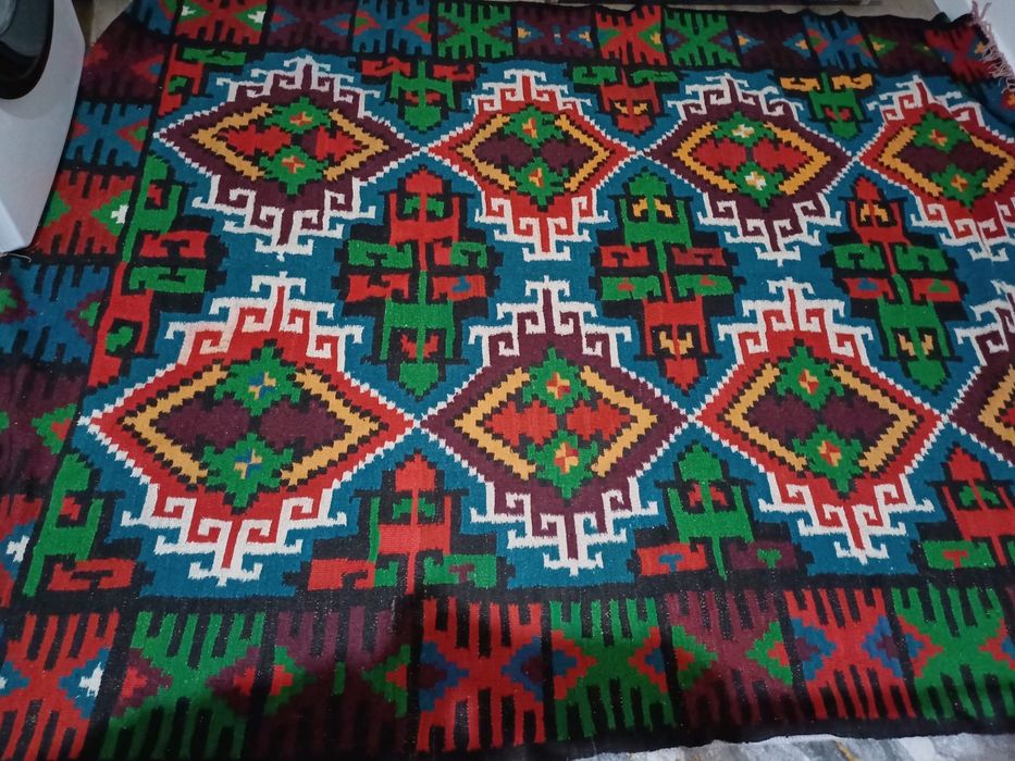 Covor tesut cu 2 fete