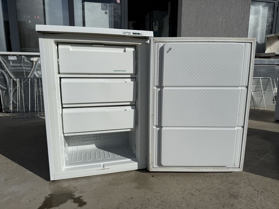 Малък фризер 4 чекмеджета Привилег