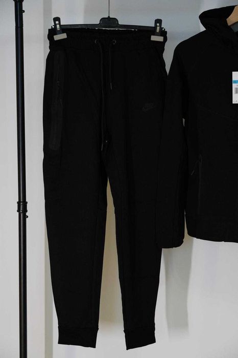 Tech Nike Negru Bumbac 100% Verificare Gratuita MODEL 2024 PREMIUM