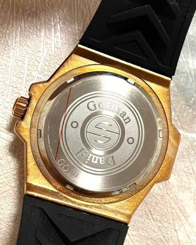Мужские часы с необычным дизайном Кристалл. Гарантия
