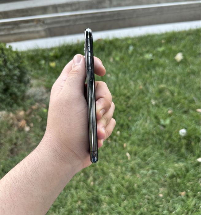 Iphone 11 Pro 64gb Xolat zor yomkst 75 radnoy hama joyi ishlidi