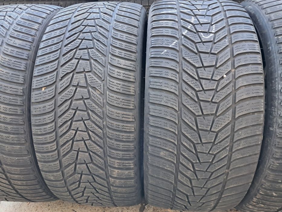 Anvelope second iarna 255 35 R21 Hankook 2021