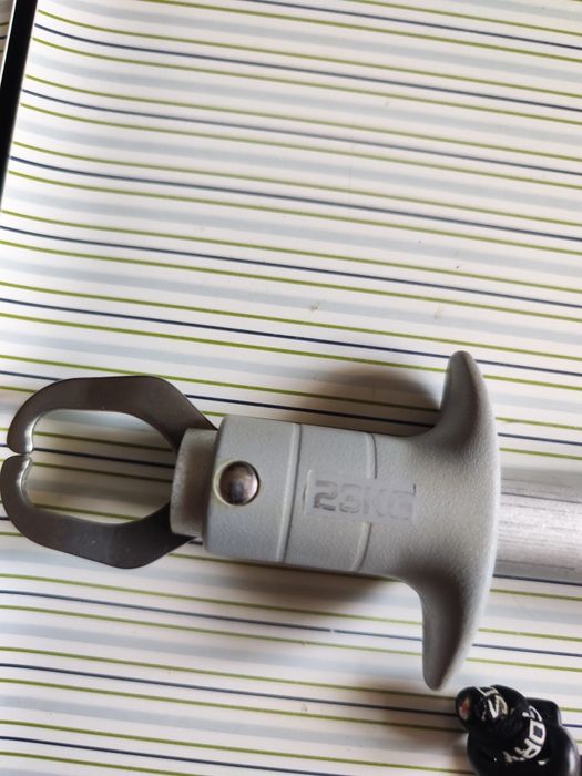 Grip Jaxon cu cântar 50 lb (23kg)