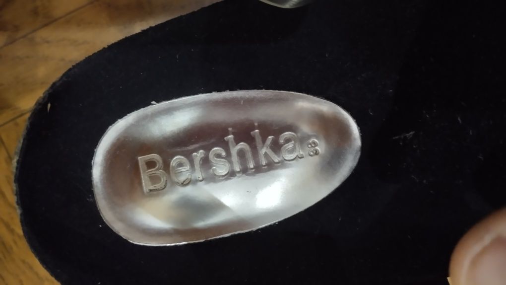 Босоножки Bershka 38