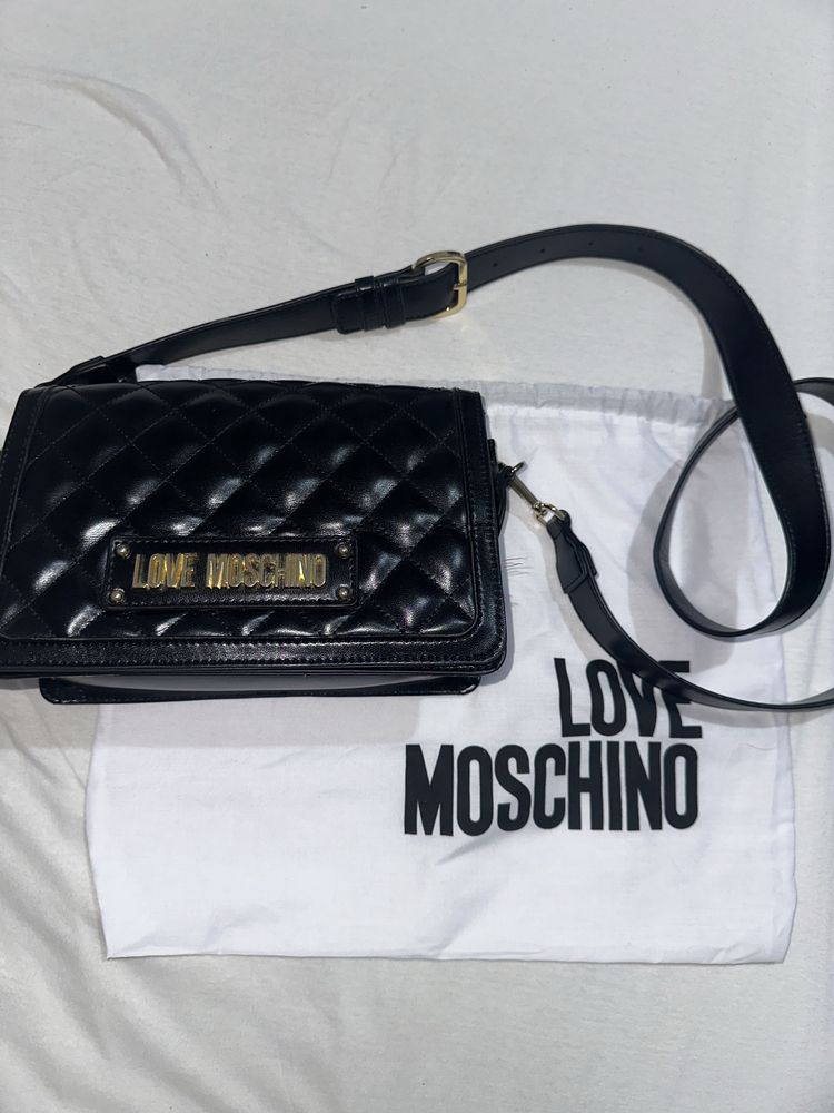 Чанта Love Moschino