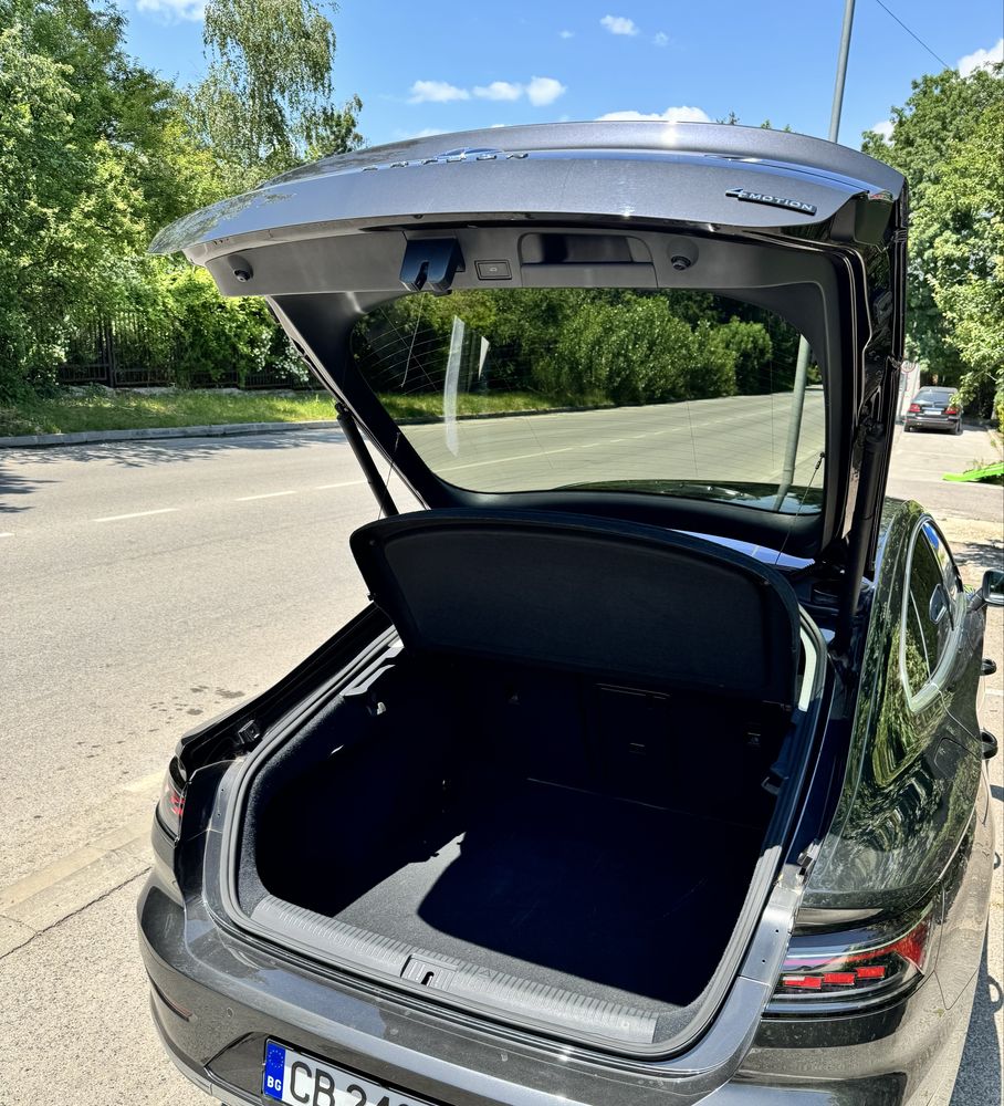 Продавам VW Arteon 2021,45800 km. Diesel. Перфектна. Първи собственик.