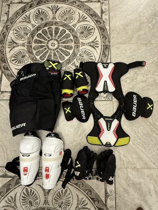 Хоккейная б/у форма