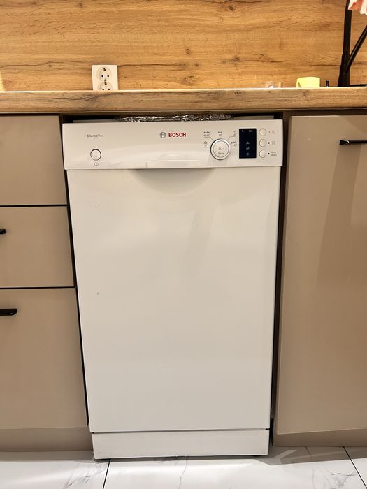 Продам посудомоечную машину BOSCH