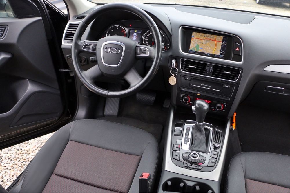 Audi Q5 / Panoramic / 4x4 / Quattro / Rate Auto Fara Avans