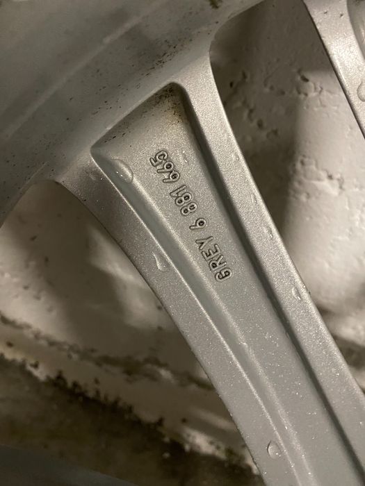 Зимни гуми с джанти за BMW G11 G12 245/45/19