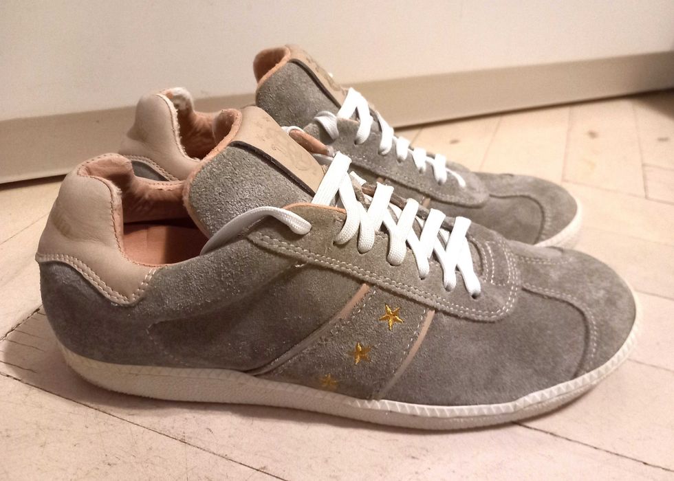 Pantofola d’Oro – оригинални италиански маратонки от велур, номер 39