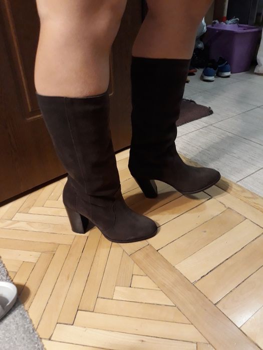 Cizme piele intoarsa Flavia Passini, mar. 38, purtate o singura data