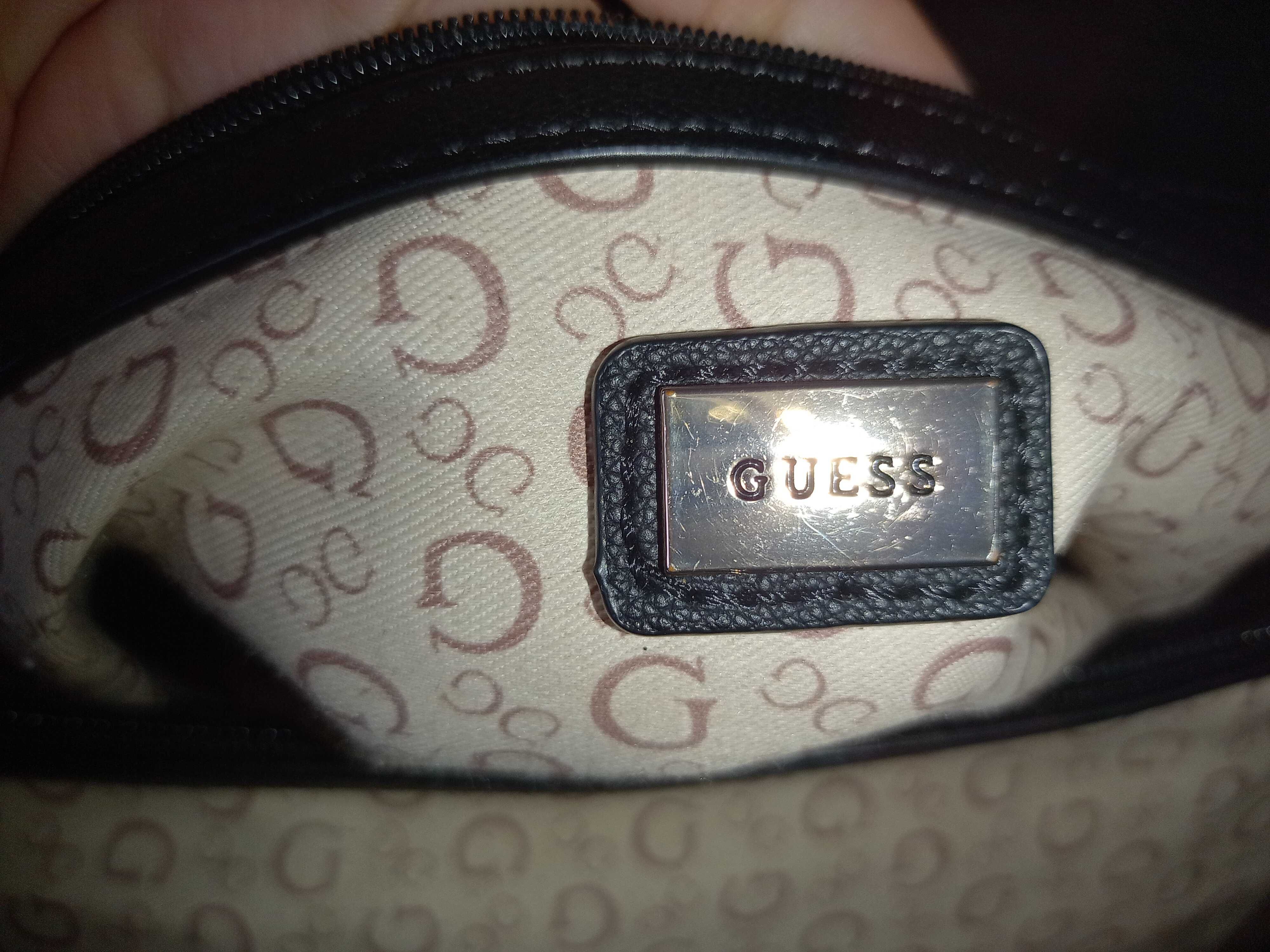 Черна Чанта  GUESS