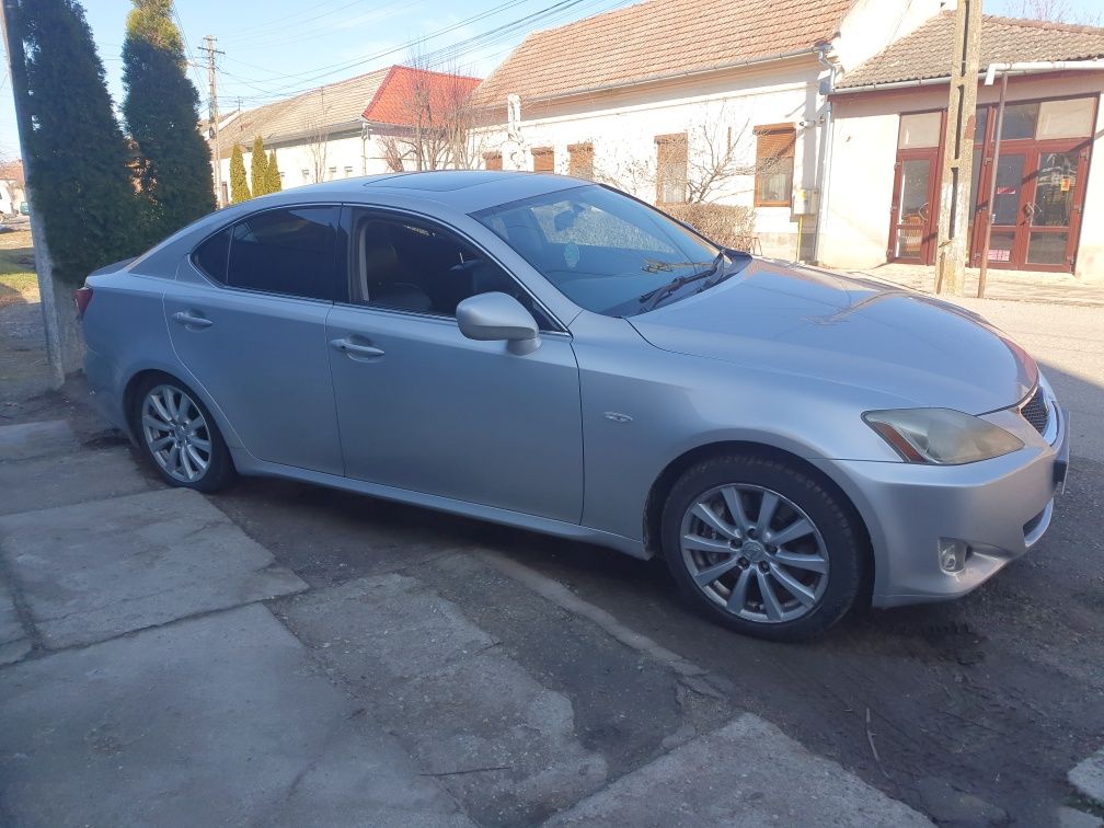 Dezmembrez Lexus is250 2006 106.000 miles