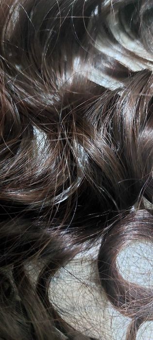 Волосы на трессах