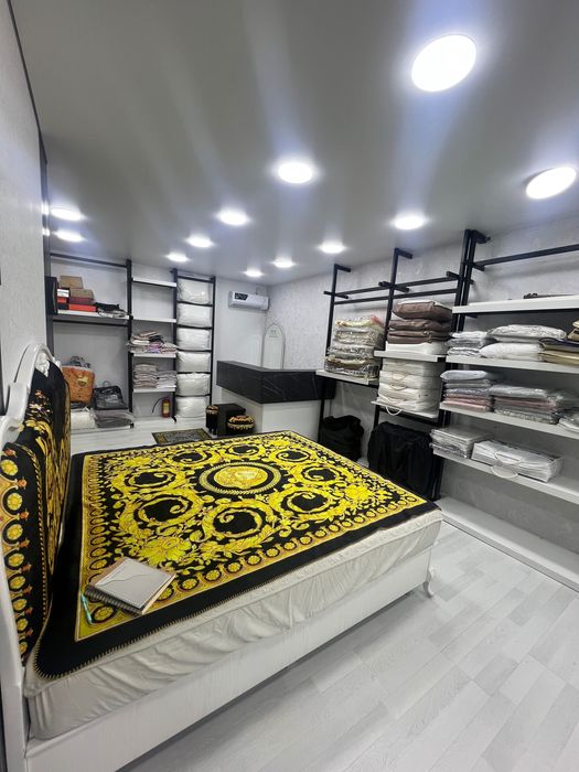 Сдам в аренду магазин для Сарпа и постельного белья наЧарсу рынке,36кв