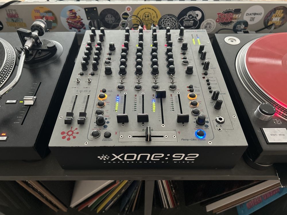 Mixer Allen & Heath Xone 92 UK edition