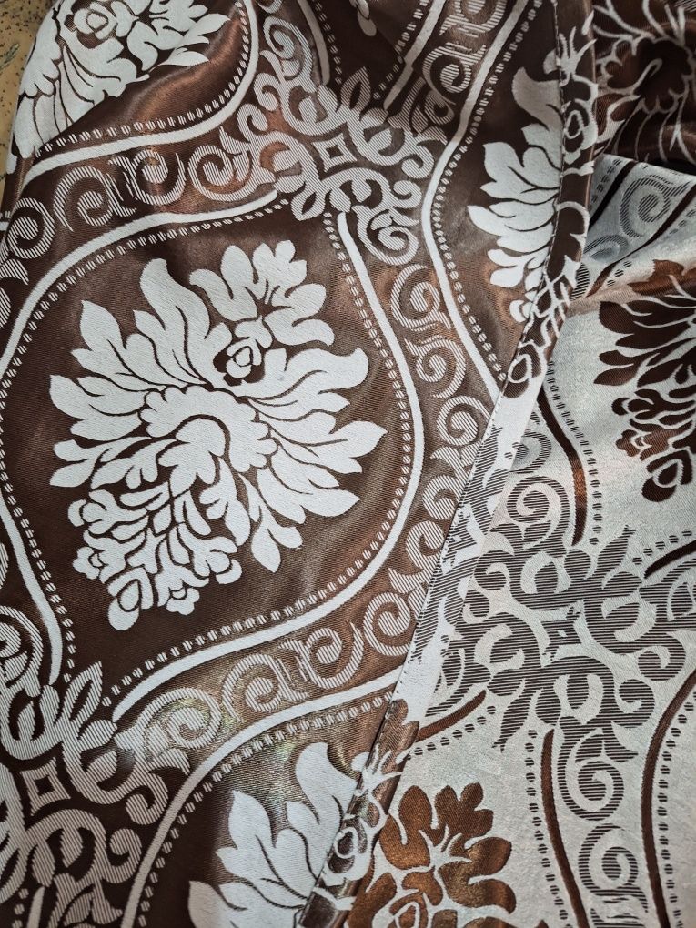 Продам шторы блэк аут