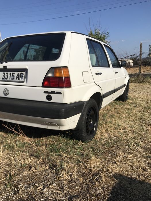 Голф2 в бензин и газ в перфектно сьстояние