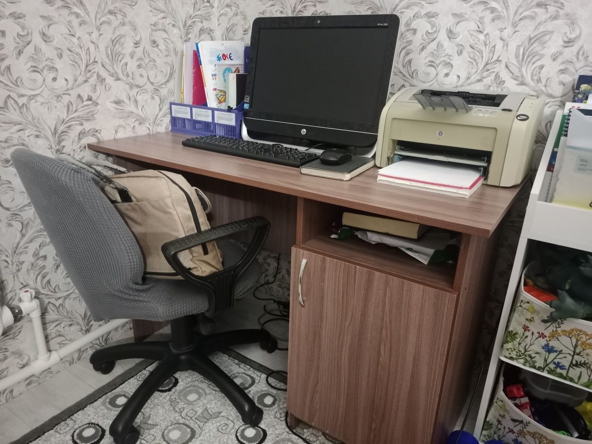 Продам рабочий стол