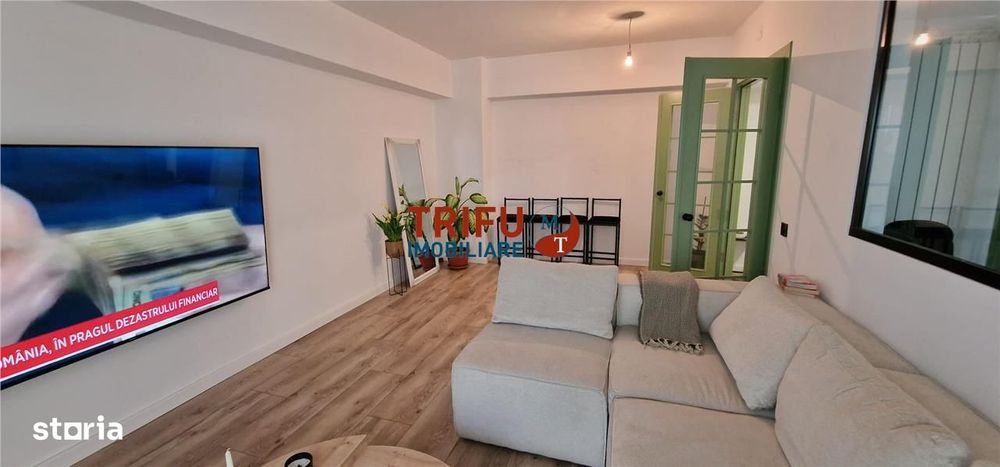 Apartament 3 camere decomandat 68 mp utili zona M-uri