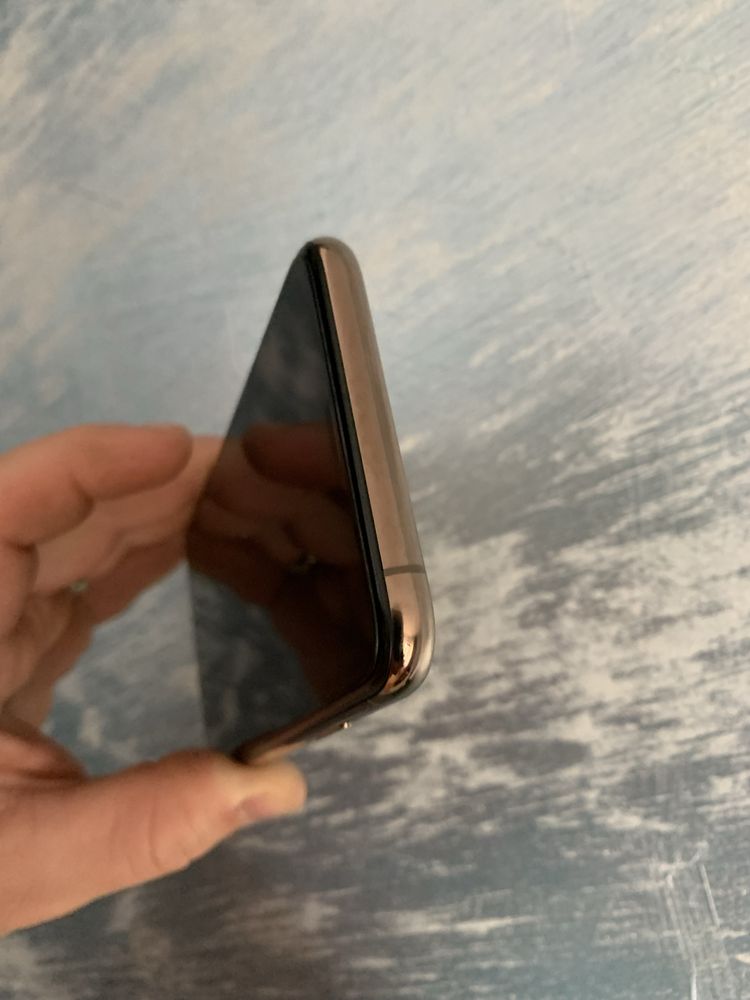 Vand iPhone  xs gold 256 gb