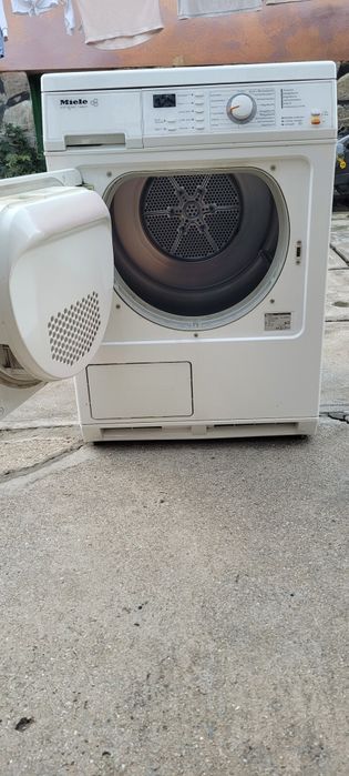 Uscator rufe Miele