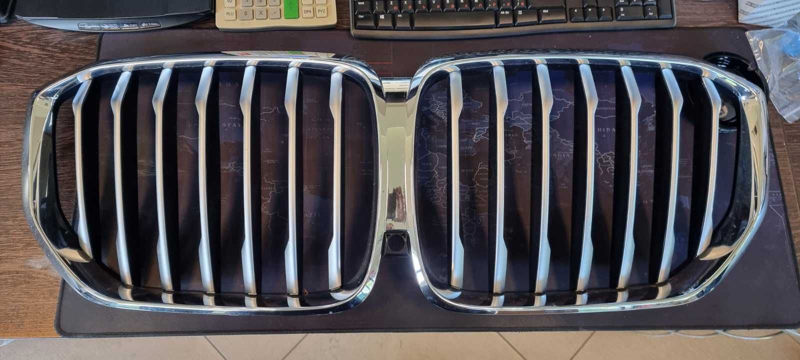 Оригинална решетка предна броня BMW X5 G05 2020г.