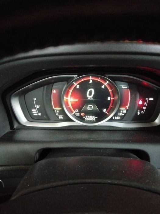 Volvo XC 60 Al doilea proprietar, stare foarte bună, doua rânduri de cheii