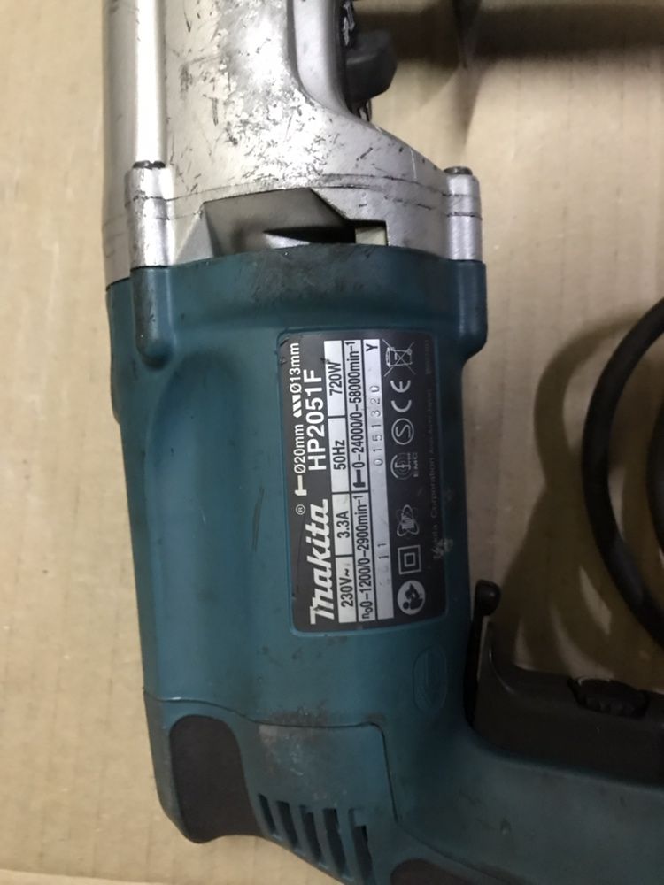 Bormașina Makita HP2051H 720w cu Percutie