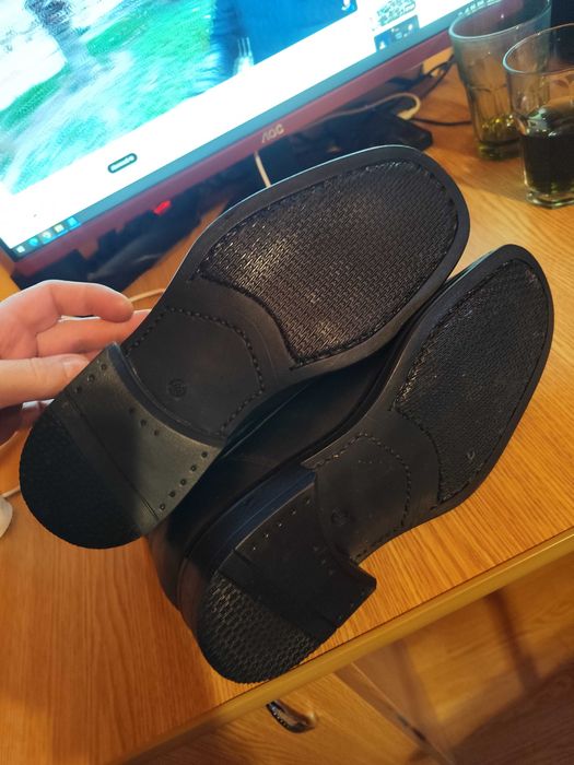 Ghete Barbati Toamna-Iarna Piele marimea 41 noi