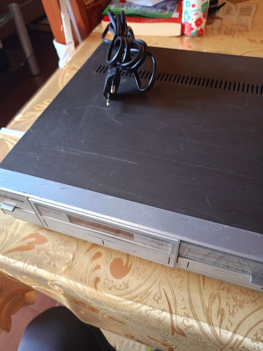 Тунер Telefunken HT 850