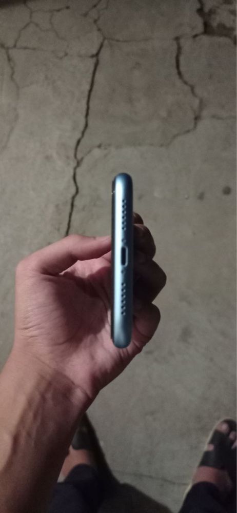 Iphone XR sotiladi 80 yomkost