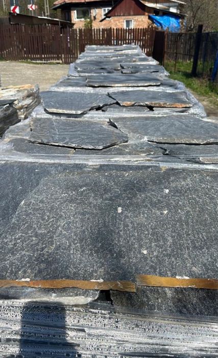 Piatra ornamentala decorativa oriunde in tara