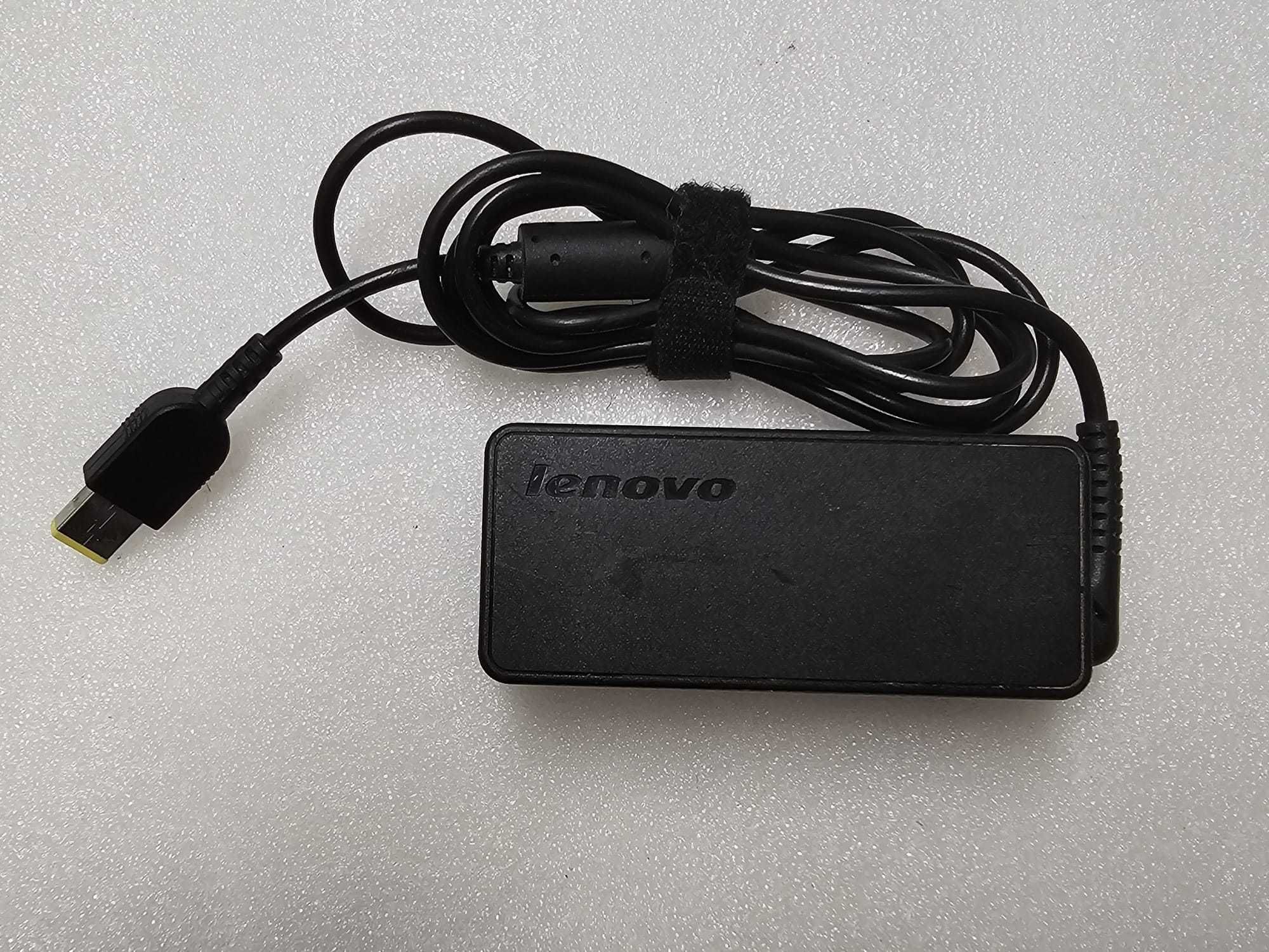 Incarcator laptop Lenovo 20V 2.25A 45W MUFA USB - poze reale