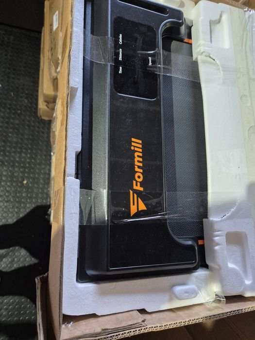 Banda de alergat modelul mare și mic nouă