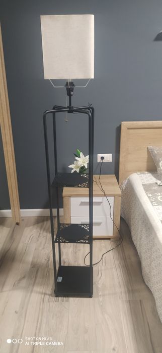 Lampadar de podea lampa