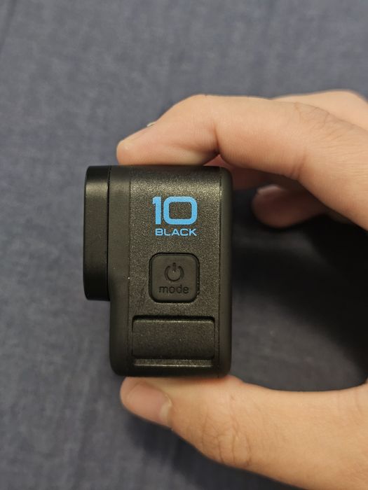 GoPro Hero 10 Black în stare bună