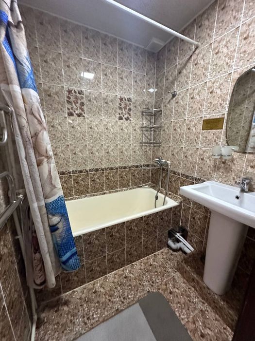 Hamid Olimjon metrosi yonida kvartiram bor ijaraga beraman