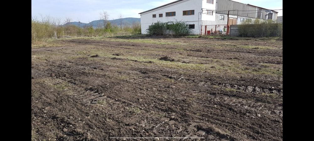 Vand teren intravilan  în Parc Industrial Sieu Magheruș
