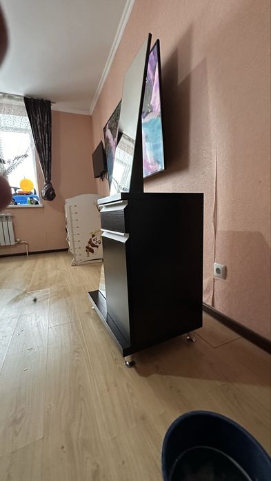 Трюмо для спальни или гардеробной