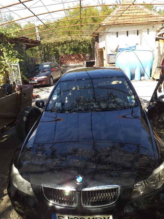 Vând BMW 320d 2008
