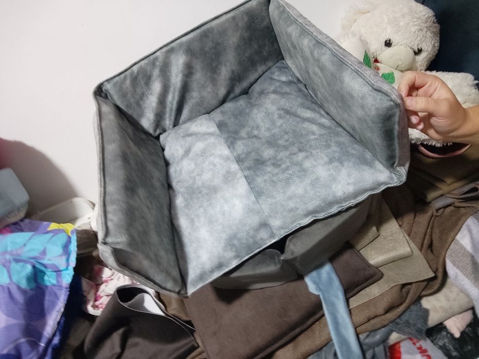 Лежанка для ваших любимцев в наличии а также есть доставка