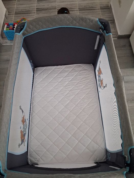 Vand patut pliabil bebe,saltea cocos,sterilizator+ balansoar cadou